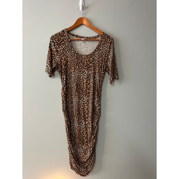 Dresses & Skirts - Motherhood Maternity Leopard Print Ruched Bodycon Dress Size M
